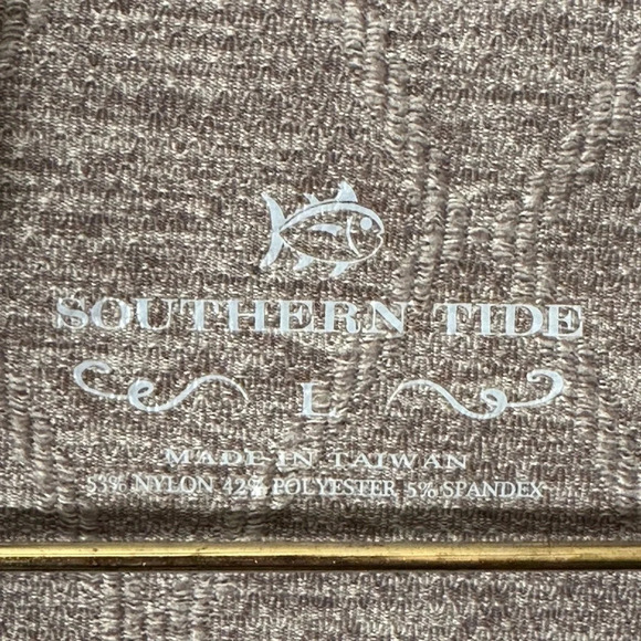 EUC SOUTHERN TIDE Ladies Large Gray 1/4 Zip Stretchy Pullover Thumbholes CLEAN - Picture 6 of 9